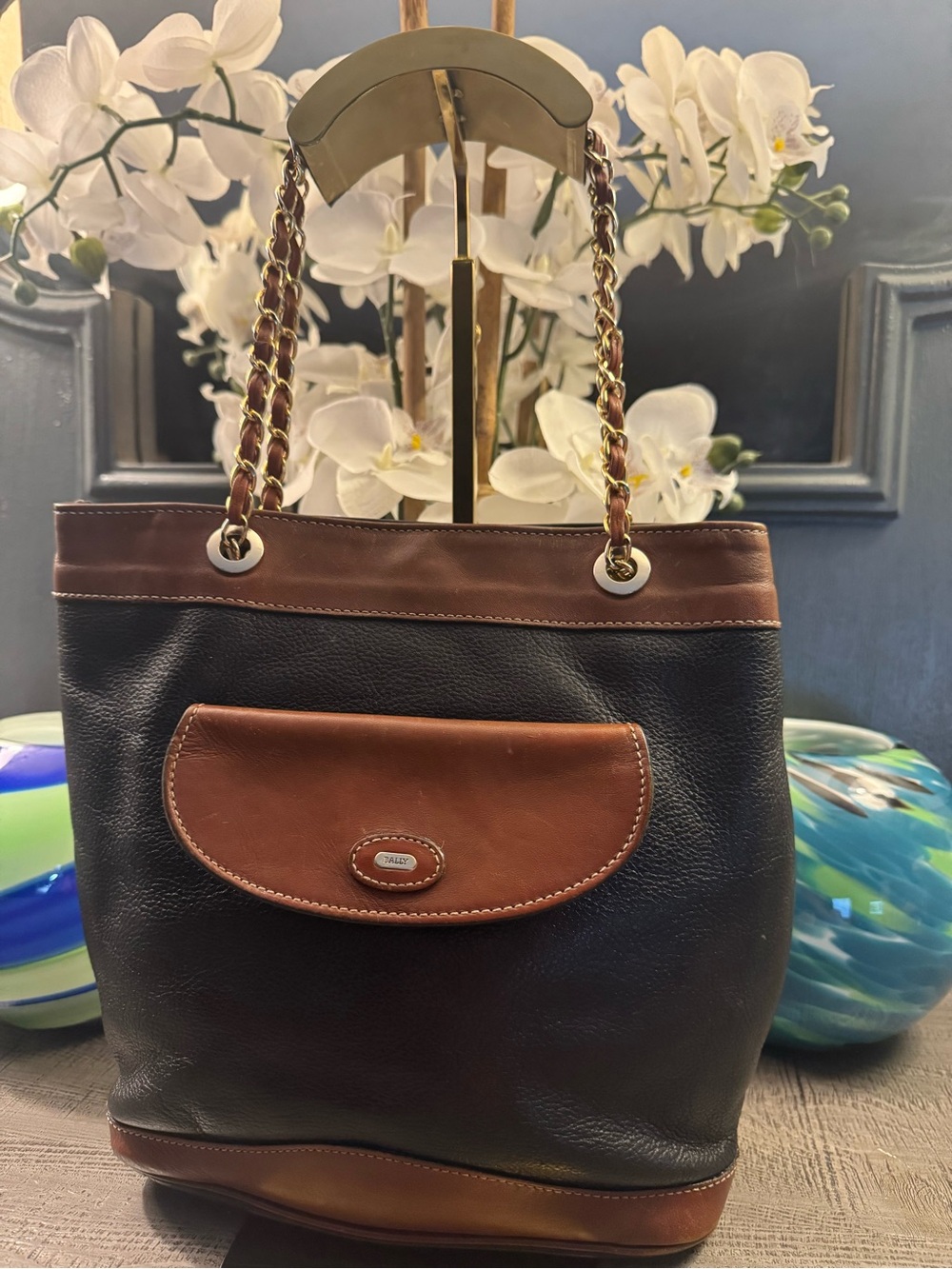 Bally Authentic Italian Leather Intertwined Chain Leather Straps Shoulder Bag